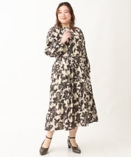 OLEBV28149 eur3(エウルキューブ) 【大きいサイズ】フラワープリントワンピース ベージュ(82)