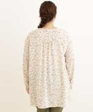OLEDP06080 eur3(エウルキューブ) 【大きいサイズ】フラワープリントチュニック アイボリー(80)