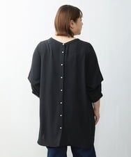 OLEDS17080 eur3(エウルキューブ) 【大きいサイズ】前後/袖2Wayパールボタンチュニック ブラック(94)