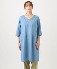 OLEED12099 eur3(エウルキューブ) 【大きいサイズ】Vネックデニムチュニック ライトブルー