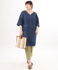 OLEED12099 eur3(エウルキューブ) 【大きいサイズ】Vネックデニムチュニック ネイビー