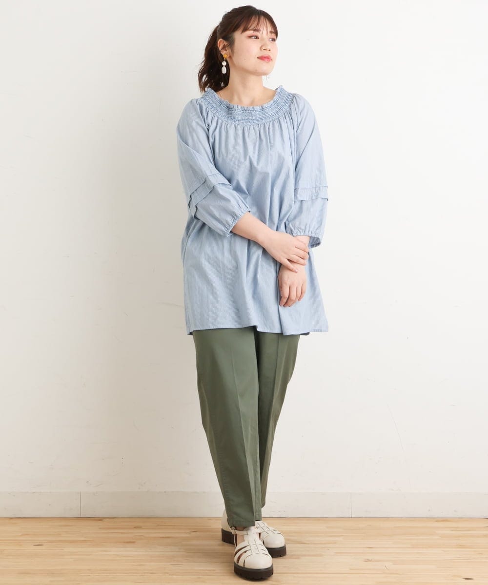OLEES16090 eur3(エウルキューブ) 【大きいサイズ】スモッキング刺繍チュニック ブルー(55)