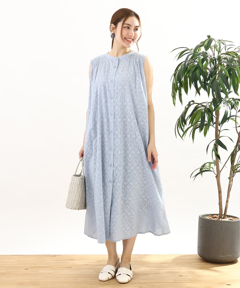 OLEFA03109 eur3(エウルキューブ) 【大きいサイズ】カットジャカードコットンワンピース ライトブルー(50)