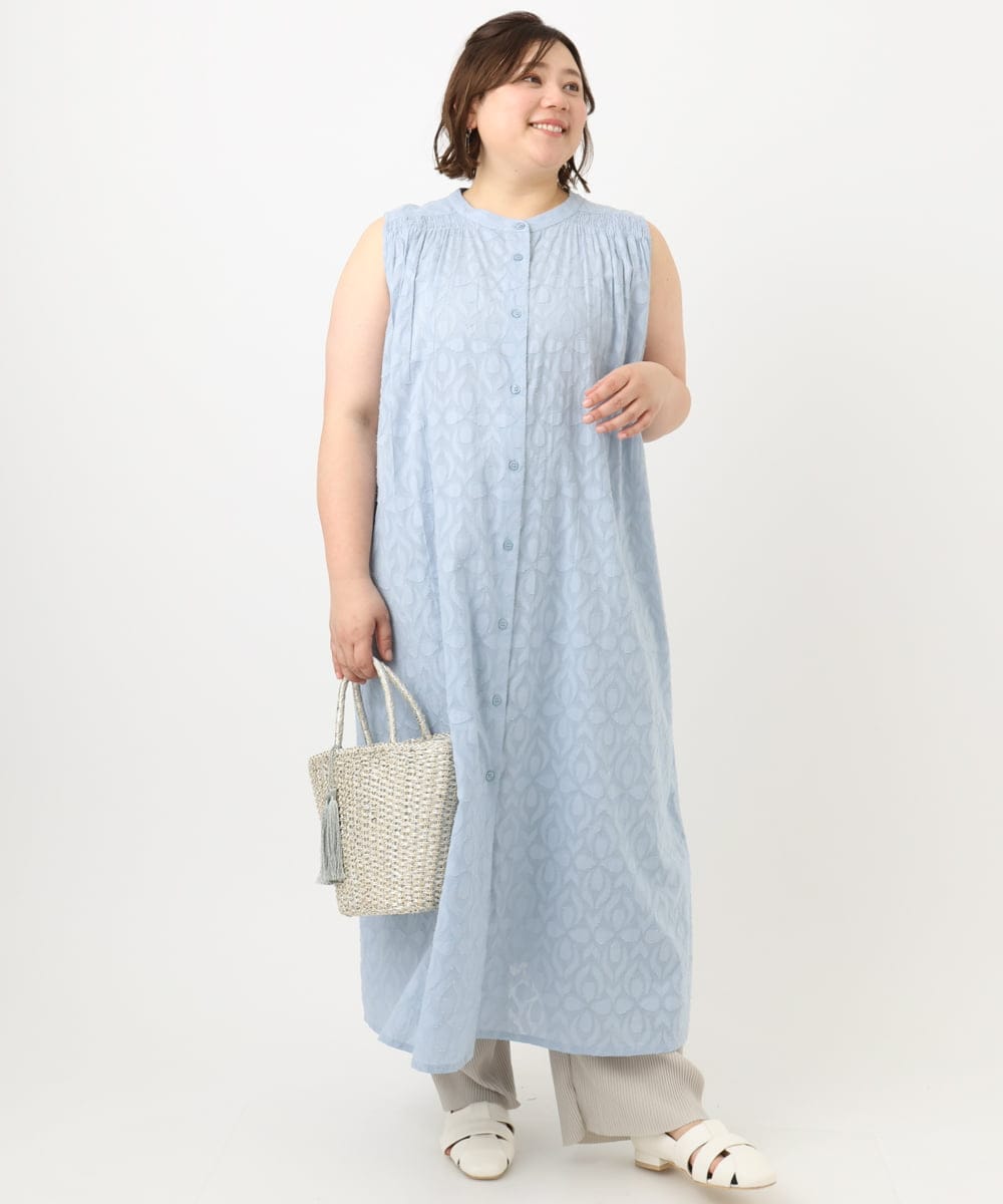 OLEFA03109 eur3(エウルキューブ) 【大きいサイズ】カットジャカードコットンワンピース ライトブルー(50)