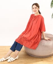 OLEFA04099 eur3(エウルキューブ) 【大きいサイズ】アイレットレースチュニック レッド(05)