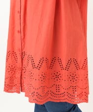 OLEFA04099 eur3(エウルキューブ) 【大きいサイズ】アイレットレースチュニック レッド(05)