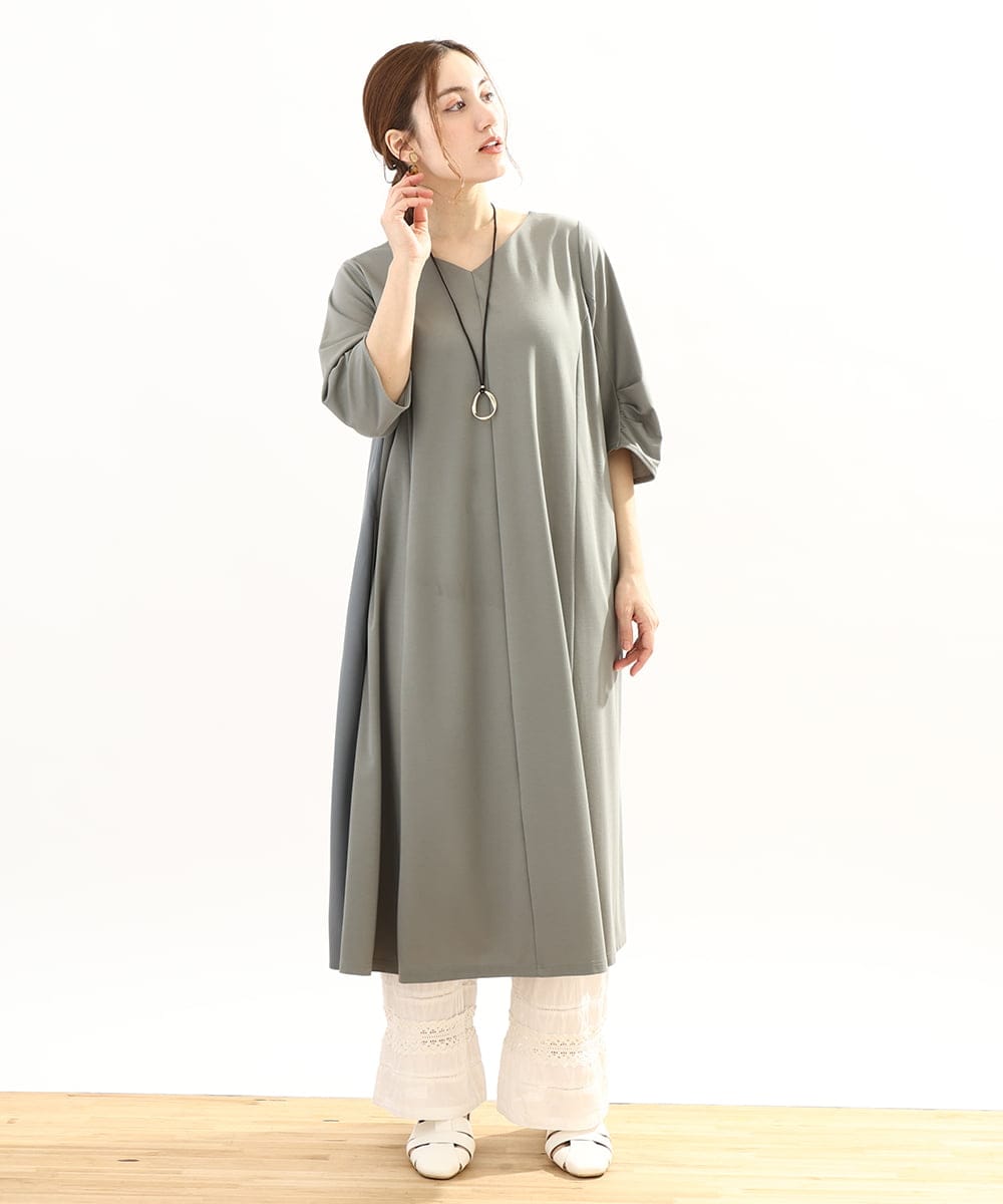 OLEFA19169 eur3(エウルキューブ) 【大きいサイズ】バックプリーツワンピース カーキ(36)