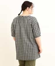 OLEFP10080 eur3(エウルキューブ) 【大きいサイズ】チェック柄シャーリングチュニック ブラック(94)
