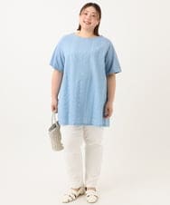 OLEGA40099 eur3(エウルキューブ) 【WEB先行販売】【大きいサイズ/soso×eur3】レースラグランチュニック ライトブルー(50)