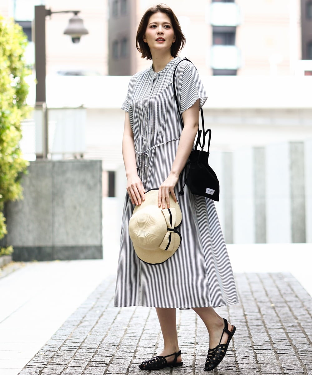 OLEGD14109 eur3(エウルキューブ) 【WEB先行販売】【大きいサイズ/a.v.v×eur3】ピンタックワンピース ネイビー