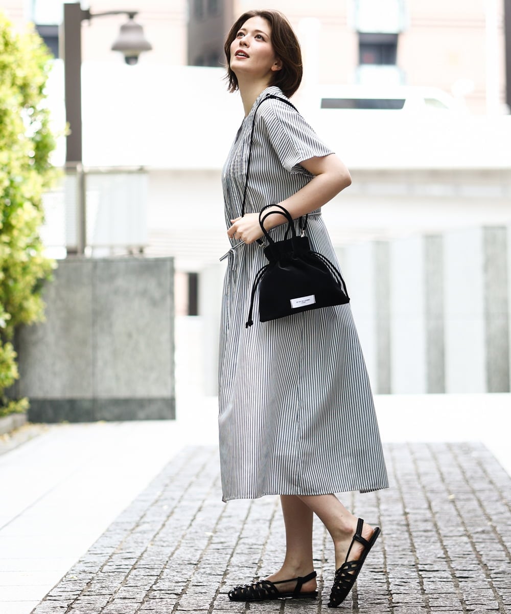 OLEGD14109 eur3(エウルキューブ) 【WEB先行販売】【大きいサイズ/a.v.v×eur3】ピンタックワンピース ネイビー