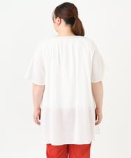OLEGV27139 eur3(エウルキューブ) 【大きいサイズ】インド刺繍チュニック ホワイト(90)