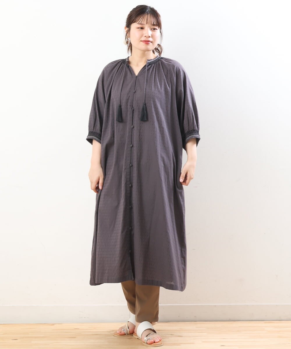 OLEHS32140 eur3(エウルキューブ) 【大きいサイズ】コットンドビー刺繍ワンピース ダークグレー(93)