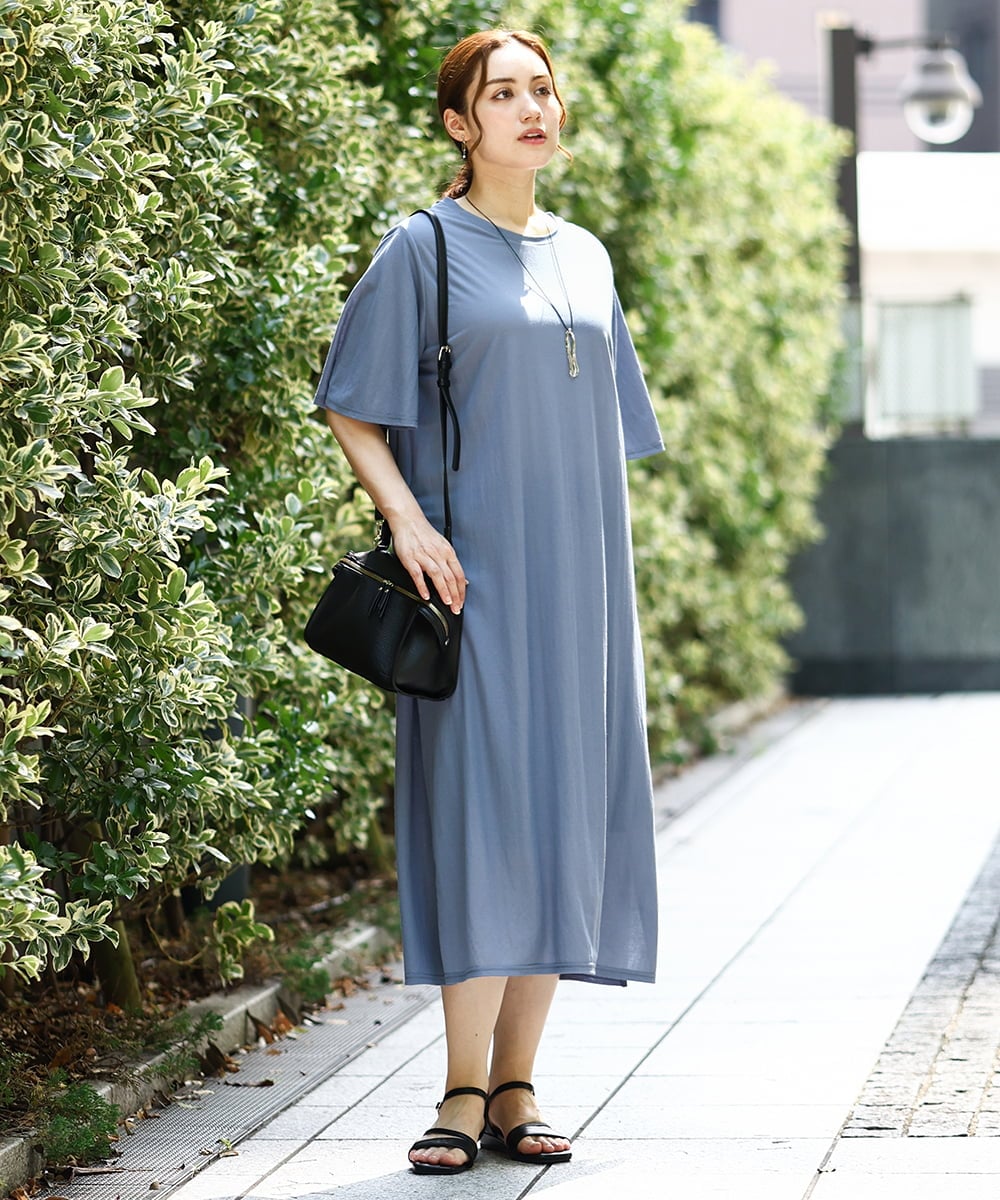 OLEIA32099 eur3(エウルキューブ) 【WEB先行販売】【大きいサイズ/接触冷感】カノコサイドスリットワンピース ブルー(55)