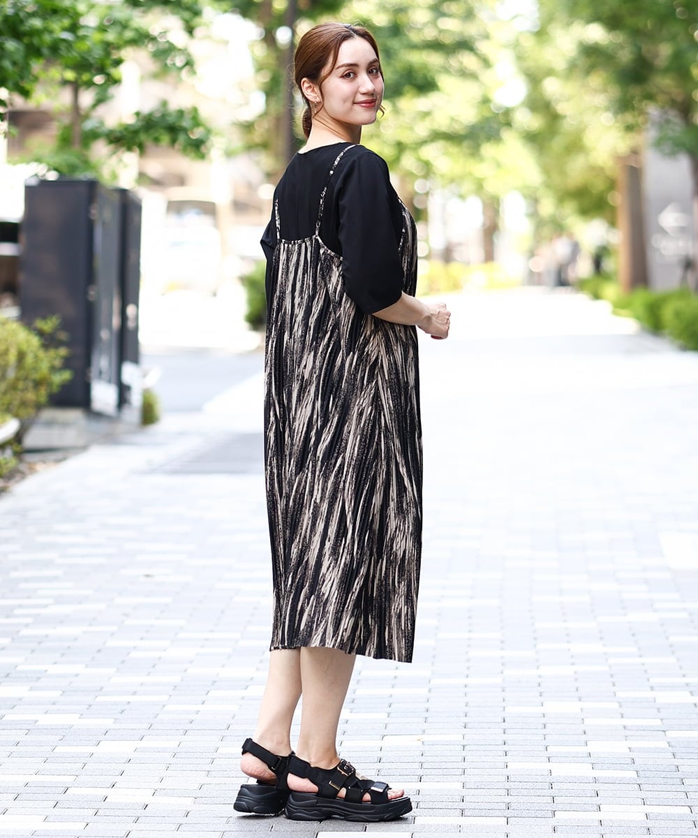 OLEIA39099 eur3(エウルキューブ) 【WEB先行販売】【大きいサイズ】プリーツキャミワンピース ダークグレー(93)