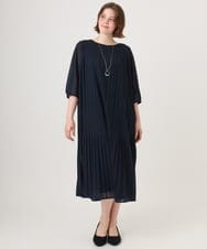 OLEID31189 eur3(エウルキューブ) 【大きいサイズ】プリーツワンピース ネイビー