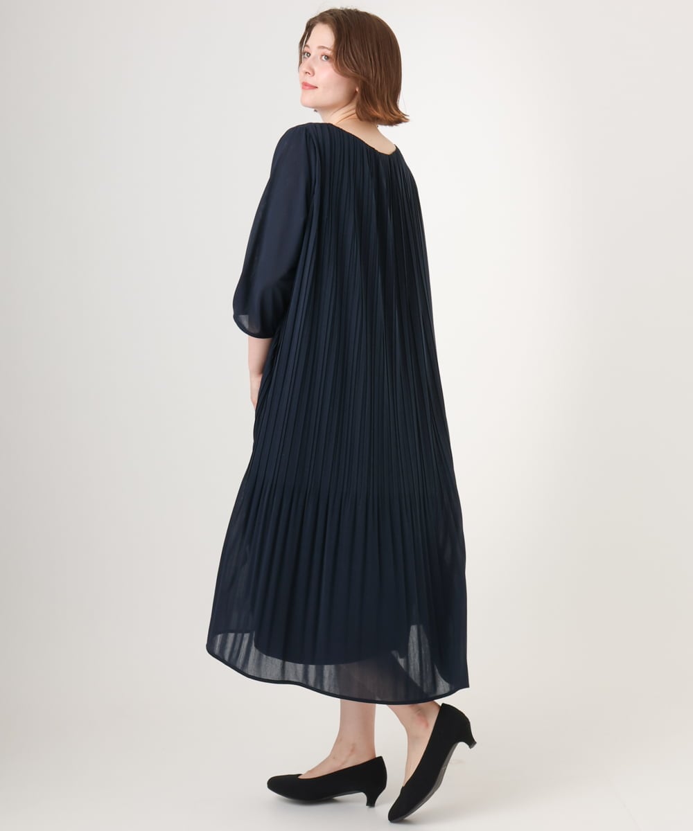 OLEID31189 eur3(エウルキューブ) 【大きいサイズ】プリーツワンピース ネイビー