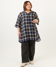 OLEJA01089 eur3(エウルキューブ) 【大きいサイズ】シアーチェックシャツチュニック ネイビー(57)