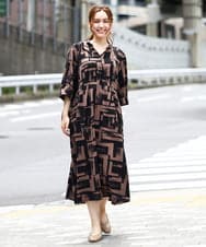 OLEJA11119 eur3(エウルキューブ) 【大きいサイズ/LAVEANGE×eur3】タックワンピース ダークブラウン(87)