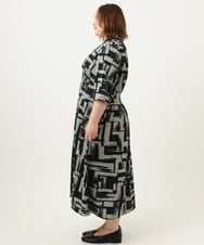 OLEJA11119 eur3(エウルキューブ) 【大きいサイズ/LAVEANGE×eur3】タックワンピース グレー(92)