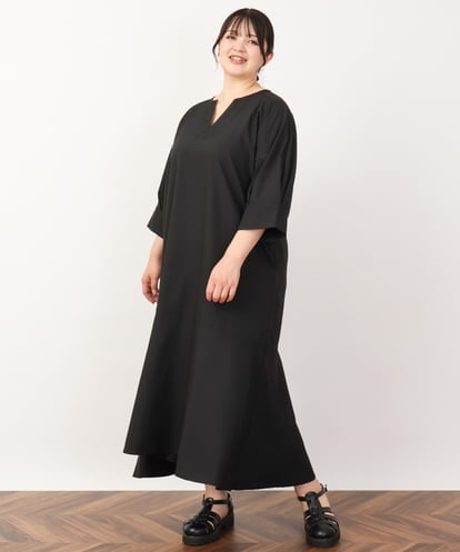 OLEJV21109  【大きいサイズ/LAVEANGE×eur3】スリットネックワンピース