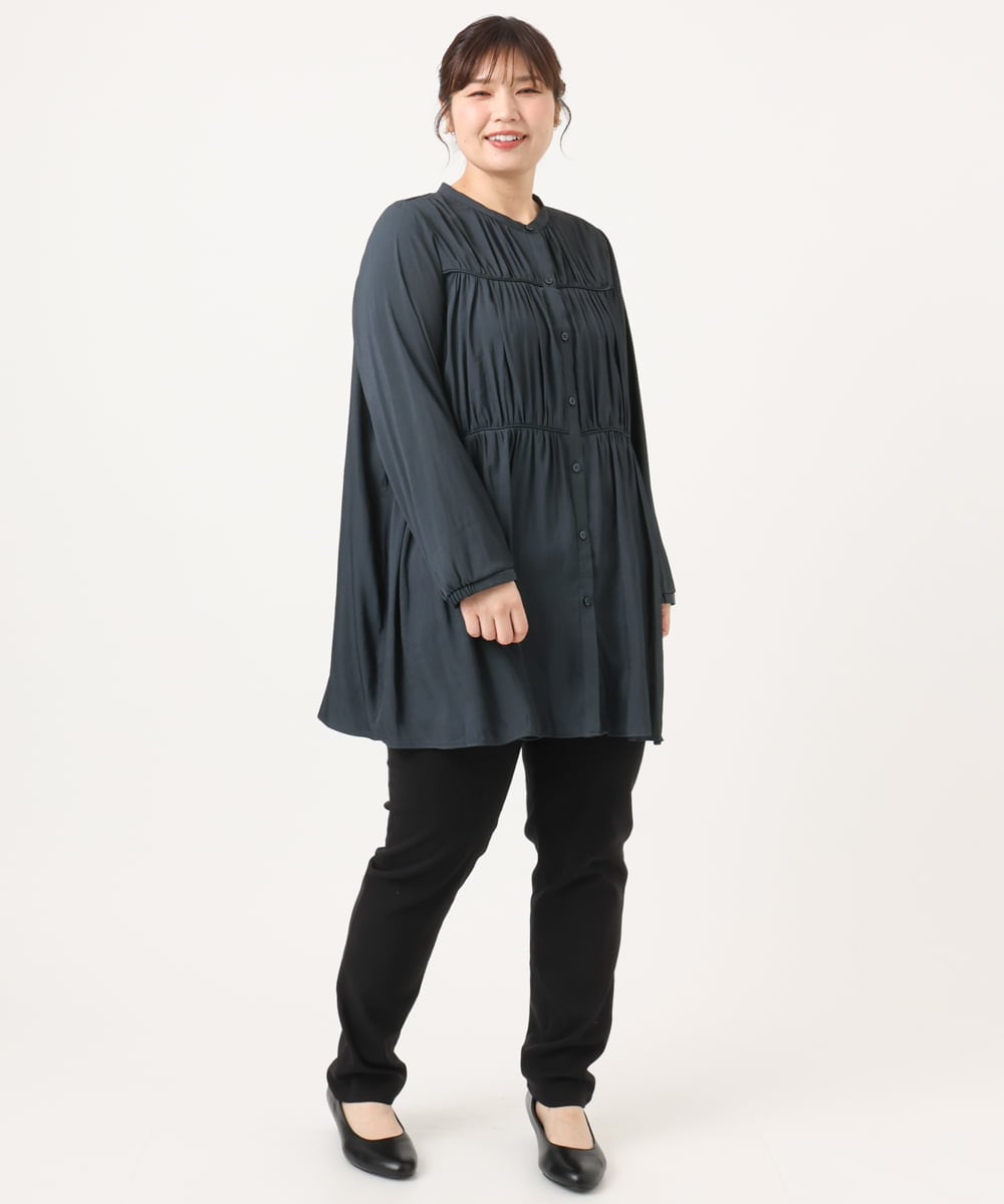 OLEKA05099 eur3(エウルキューブ) 【WEB先行販売】【大きいサイズ】サテンギャザーチュニック ネイビー(57)