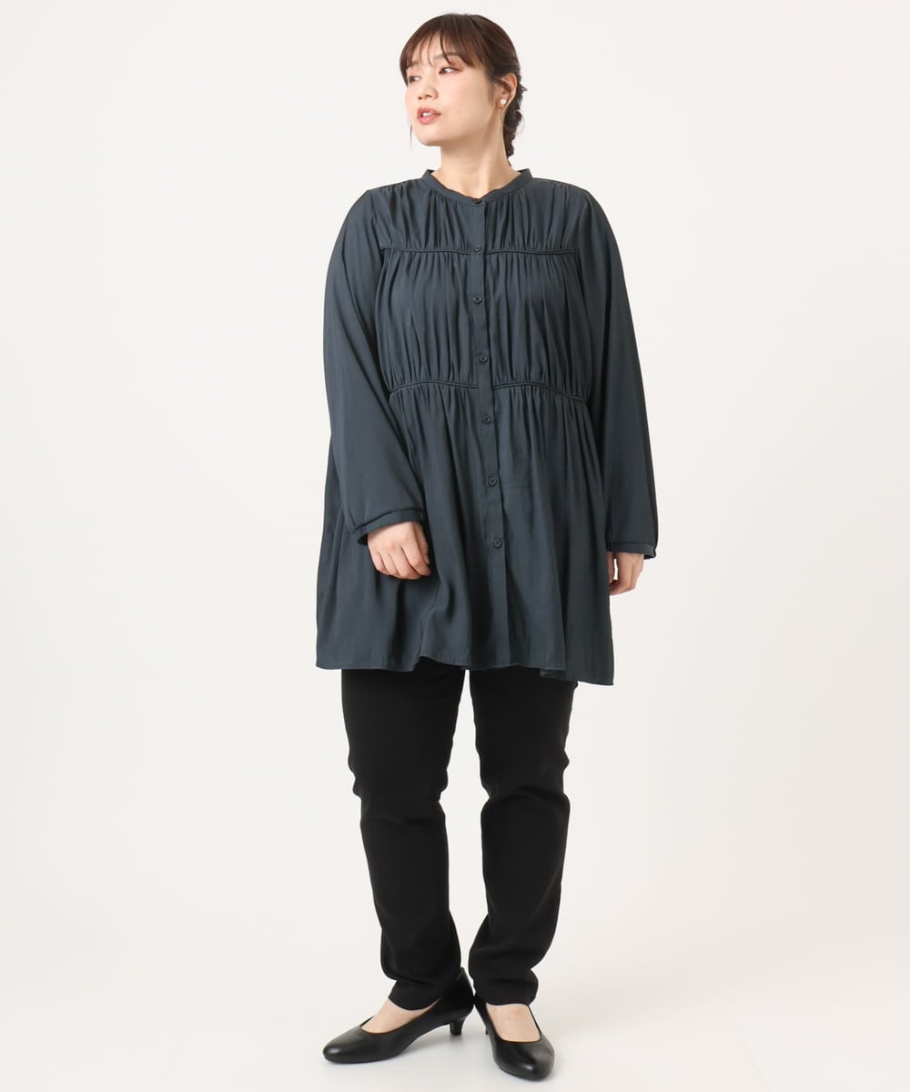 OLEKA05099 eur3(エウルキューブ) 【WEB先行販売】【大きいサイズ】サテンギャザーチュニック ネイビー(57)