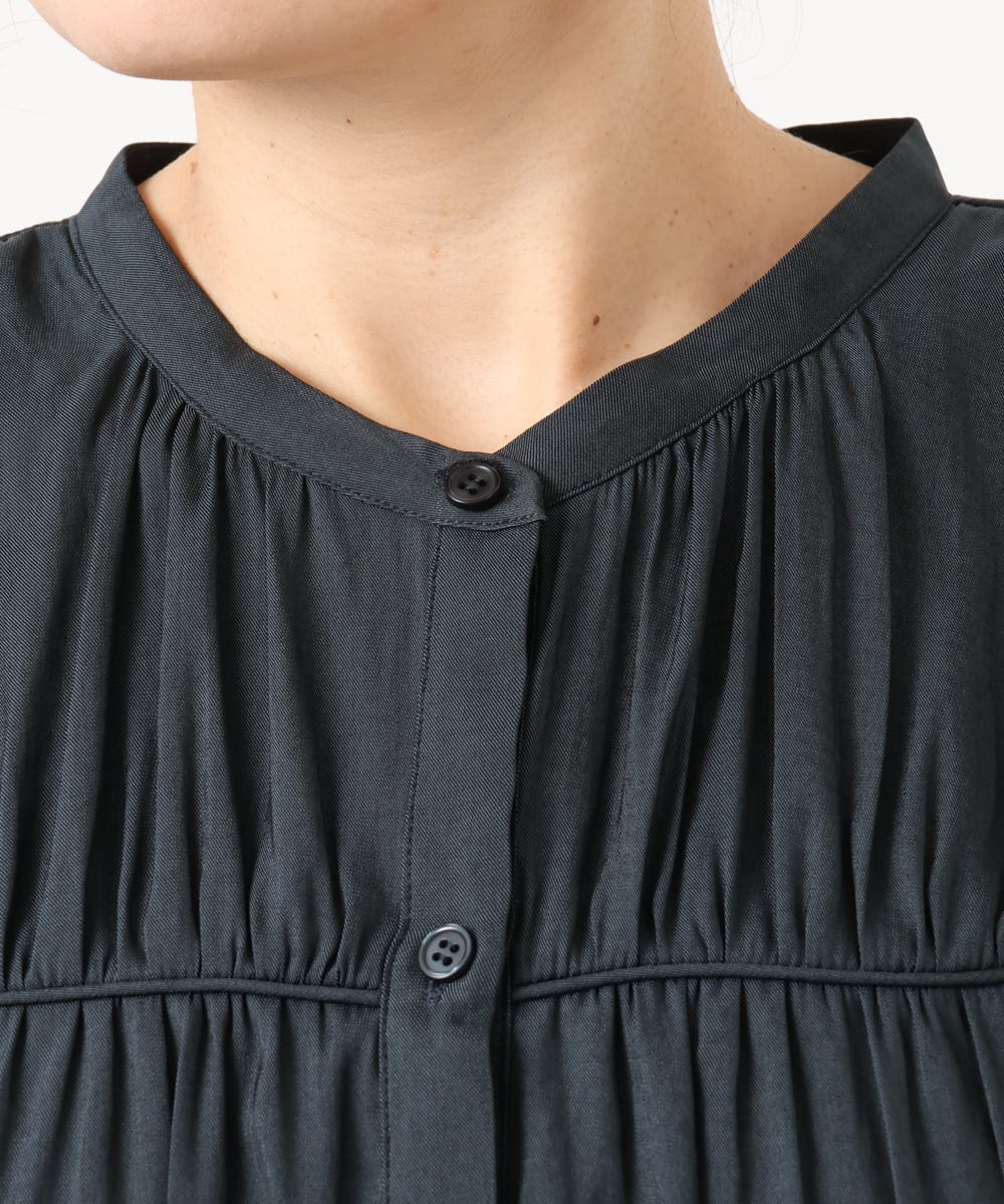 OLEKA05099 eur3(エウルキューブ) 【WEB先行販売】【大きいサイズ】サテンギャザーチュニック ネイビー(57)