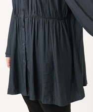 OLEKA05099 eur3(エウルキューブ) 【WEB先行販売】【大きいサイズ】サテンギャザーチュニック ネイビー(57)