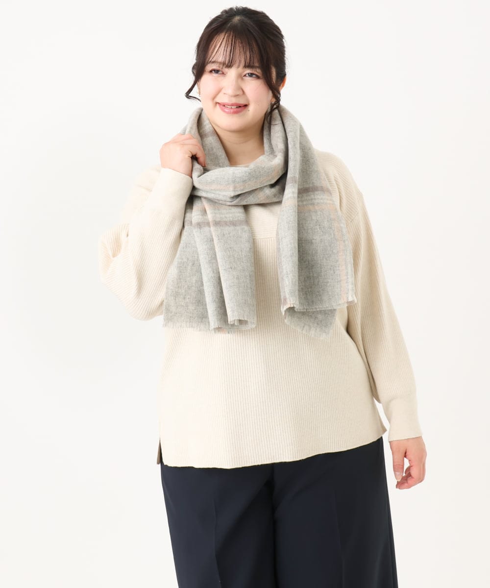 OLFAA01054 eur3(エウルキューブ) 【大きいサイズ】新色追加！ドロップショルダーカラーニット アイボリー(80)