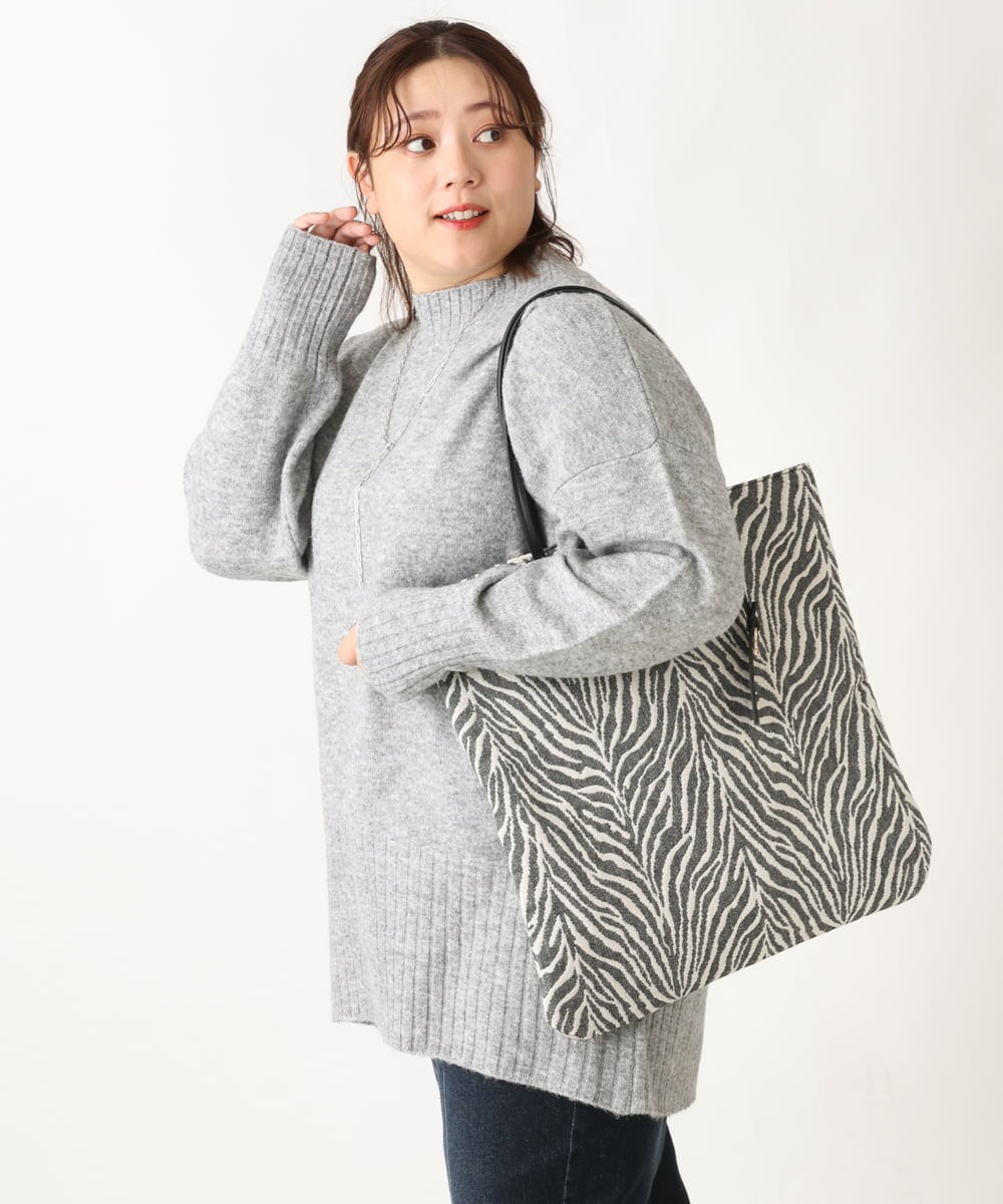 OLFAV01099 eur3(エウルキューブ) 【大きいサイズ】ふわふわヤクウールモックネックニット グレー(92)