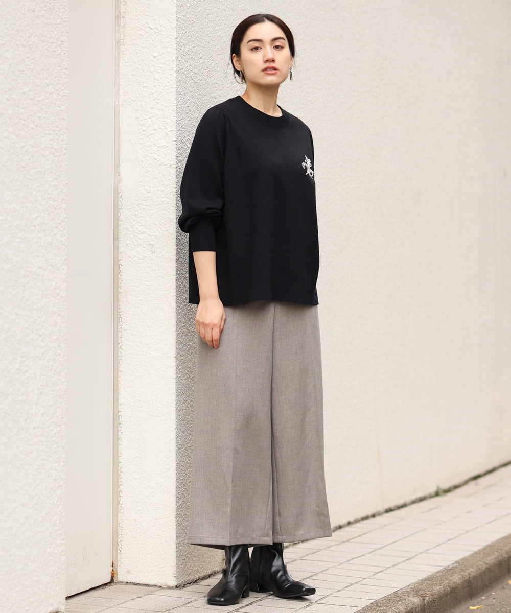OLFCS02090 eur3(エウルキューブ) 【大きいサイズ】ブローチ風刺繍ニット ブラック(94)