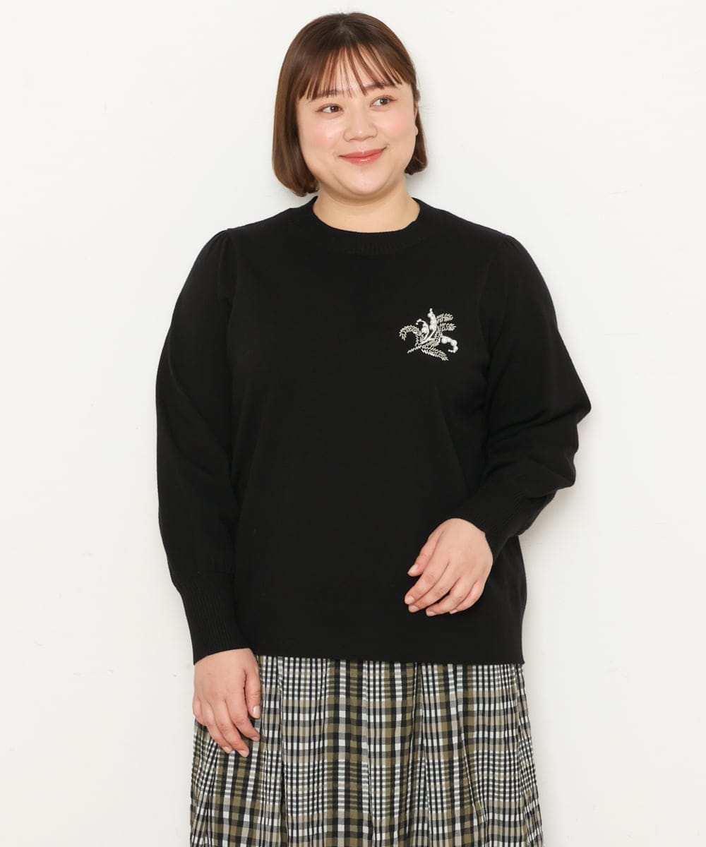 OLFCS02090 eur3(エウルキューブ) 【大きいサイズ】ブローチ風刺繍ニット ブラック(94)