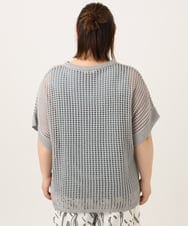 OLFGA08079 eur3(エウルキューブ) 【WEB先行販売】【大きいサイズ/a.v.v×eur3】ラメメッシュニットプルオーバー グレー(92)
