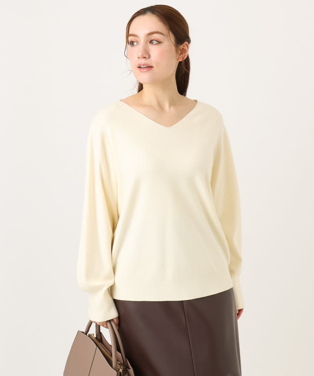OLFLA03054 eur3(エウルキューブ) 【大きいサイズ/新色追加】Vネックパフスリーブニット アイボリー(80)