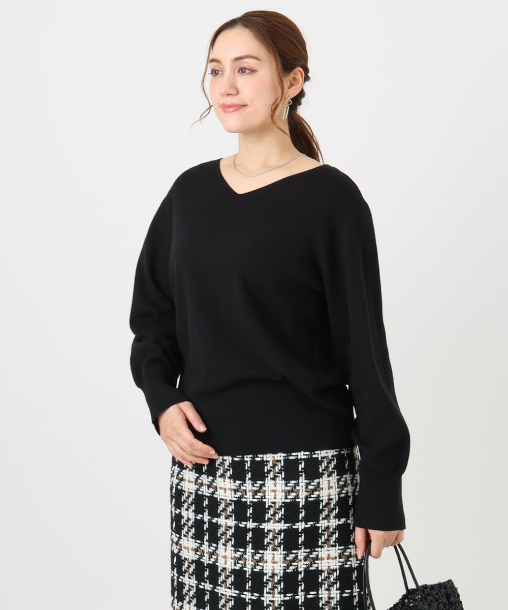 OLFLA03054 eur3(エウルキューブ) 【大きいサイズ/新色追加】Vネックパフスリーブニット ブラック(94)