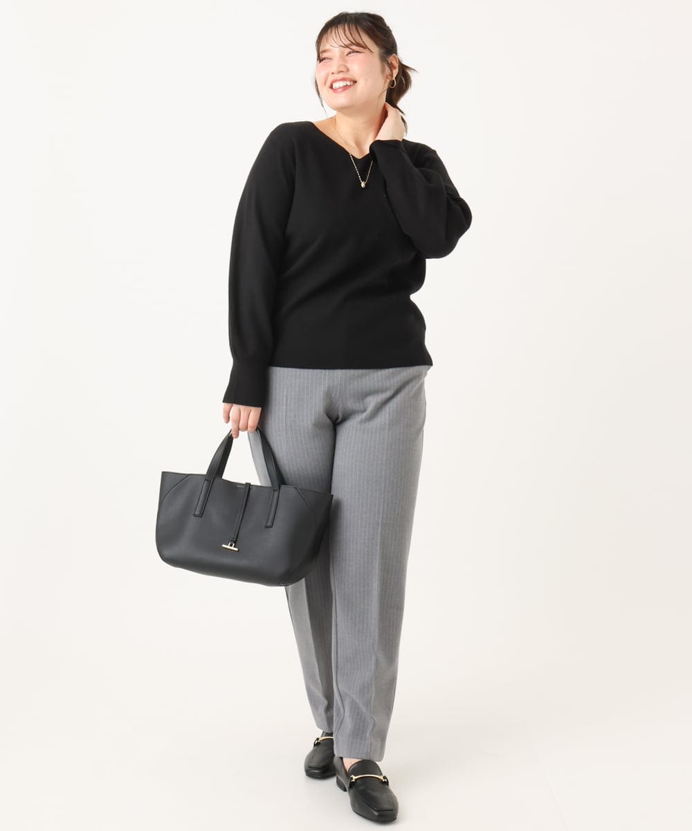 OLFLA03054 eur3(エウルキューブ) 【WEB先行販売】【大きいサイズ】Vネックパフスリーブニット ブラック(94)