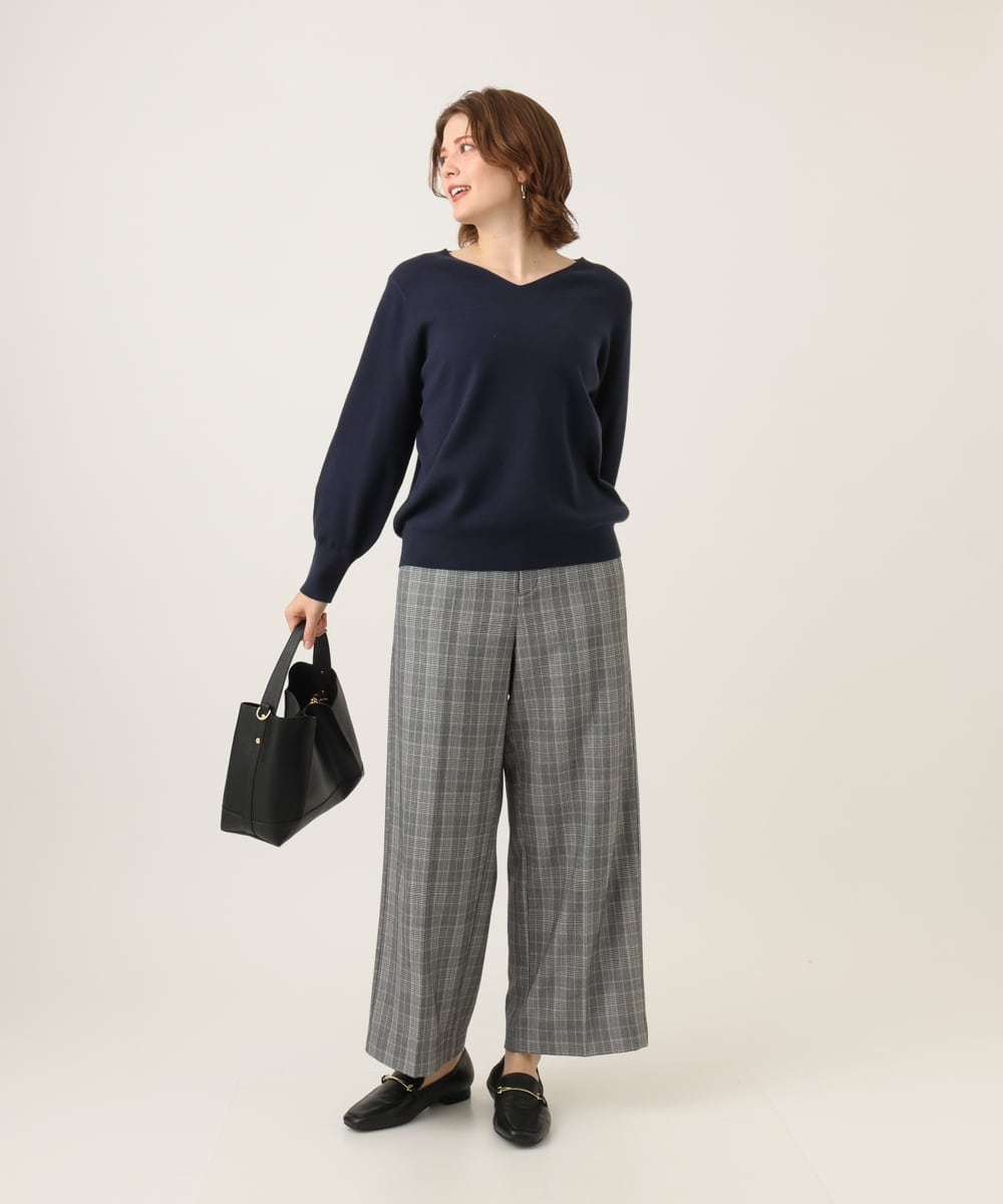 OLFLD02054 eur3(エウルキューブ) 【WEB先行販売】【大きいサイズ】パフスリーブVネックニット ネイビー(WEB限定カラー）