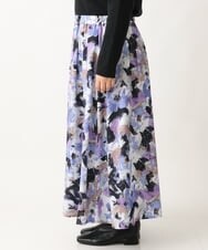 OLHAV15129 eur3(エウルキューブ) 【大きいサイズ】ペイントフラワープリントスカート ネイビー(57)