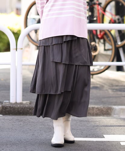 OLHCV01119 eur3 【大きいサイズ】イレヘムティアードスカート