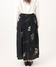 OLHDD05099 eur3(エウルキューブ) 【WEB先行販売】【大きいサイズ】ボタニカルプリントスカート ブラック