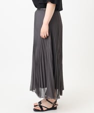OLHHA10089 eur3(エウルキューブ) 【WEB先行販売】【大きいサイズ/a.v.v×eur3】ランダムプリーツスカート ダークグレー(93)
