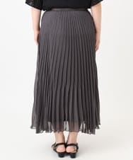 OLHHA10089 eur3(エウルキューブ) 【WEB先行販売】【大きいサイズ/a.v.v×eur3】ランダムプリーツスカート ダークグレー(93)