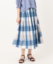 OLHIA17089 eur3(エウルキューブ) 【WEB先行販売】【大きいサイズ/a.v.v×eur3】ビックチェックタフタスカート ブルー(55)