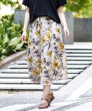 OLHIA18119 eur3(エウルキューブ) 【WEB先行販売】【大きいサイズ】フラワーフレアスカート アイボリー(80)