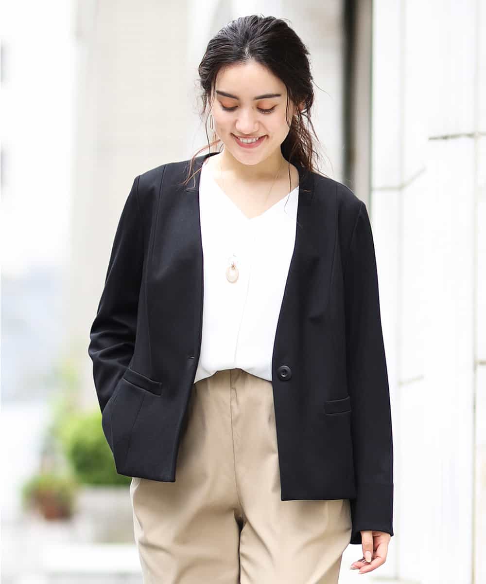 本店は トゥモローランド BALLSEY コンフォートストレッチ ノーカラージャケット