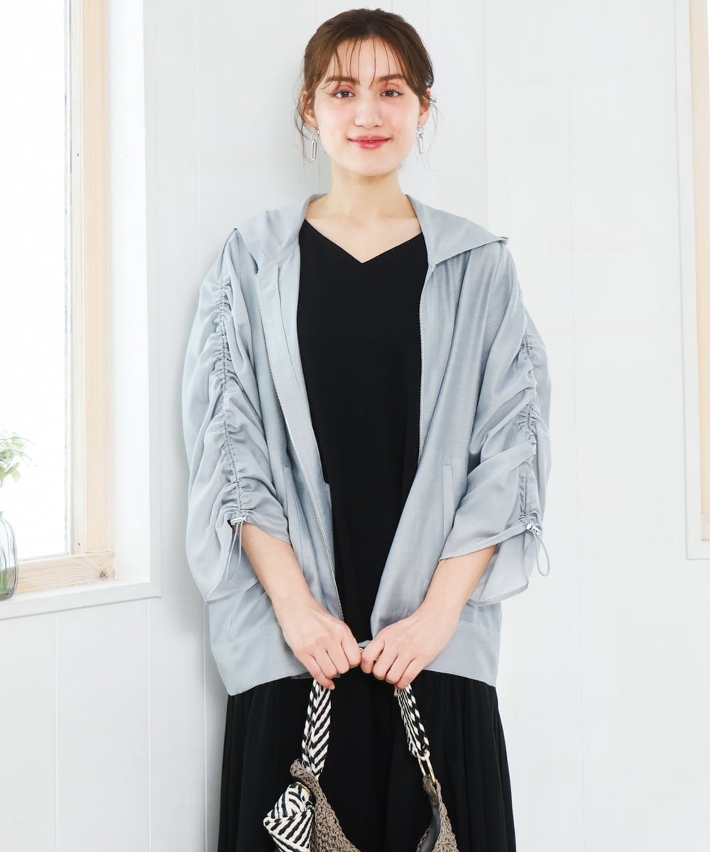 OLJFD10159 eur3(エウルキューブ) 【大きいサイズ】フーディ―ギャザーブルゾン ライトグレー