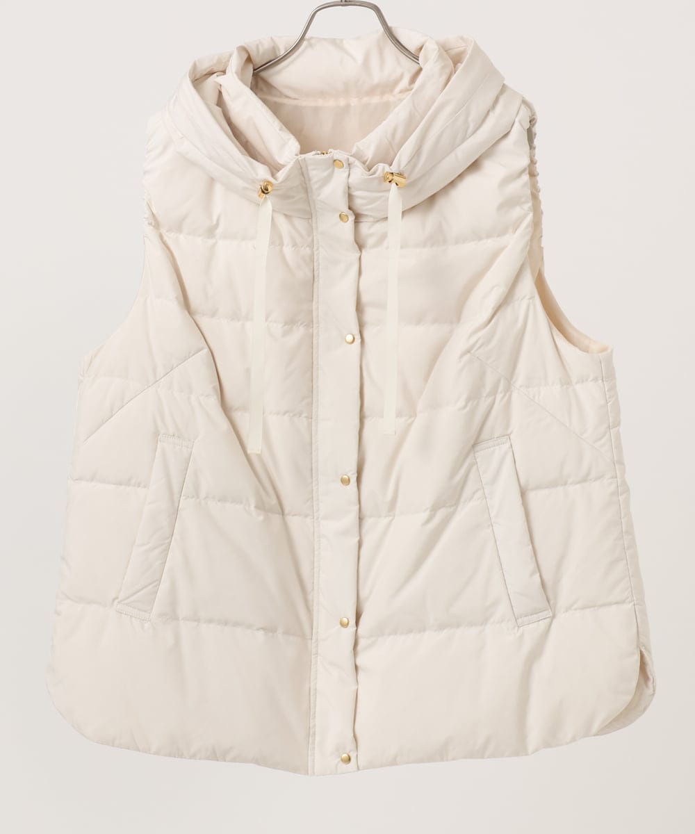 OLJKA02239 eur3(エウルキューブ) 【WEB先行販売】【大きいサイズ】フーディー風ダウンベスト アイボリー(80)