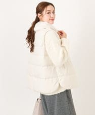 OLJKA02239 eur3(エウルキューブ) 【大きいサイズ】フーディー風ダウンベスト アイボリー(80)