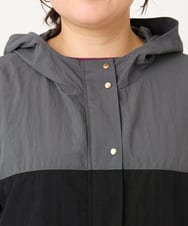 OLJKD07189 eur3(エウルキューブ) 【WEB先行販売】【大きいサイズ】バイカラーマウンテンパーカー ブラック